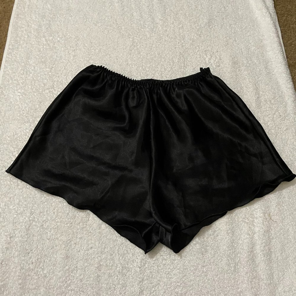 Black Shorts - Picture 5 of 9